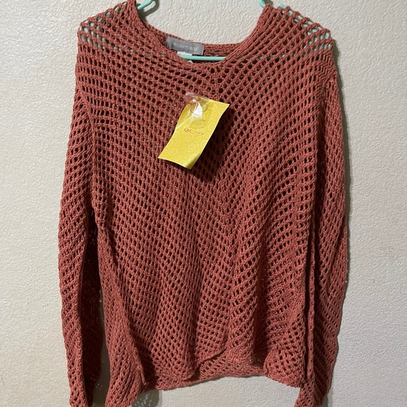 Sweater - Picture 2 of 4